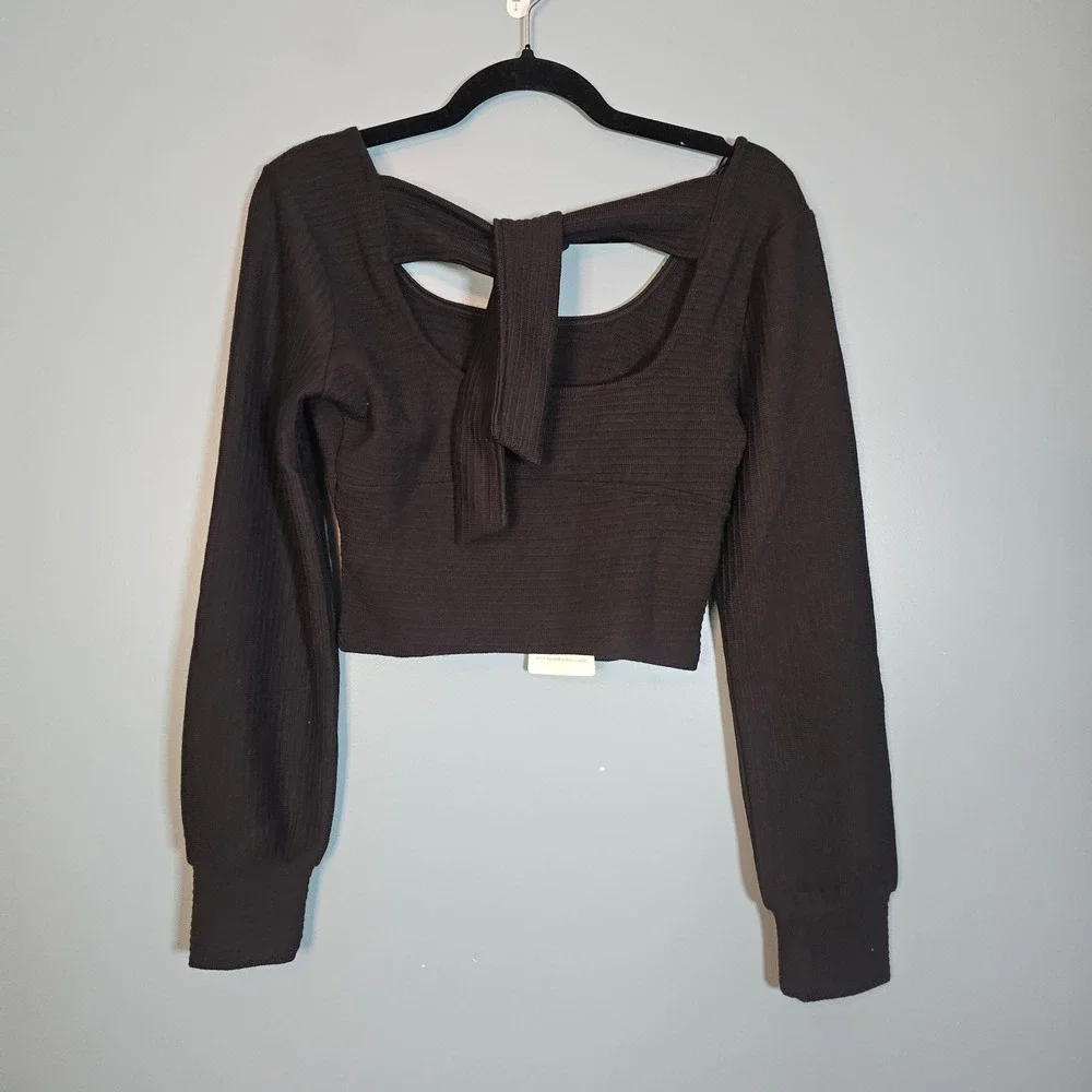NWT Band of the Free Black Ribbed Long Sleeve Cutout Bow Back Crop Top Women's M
